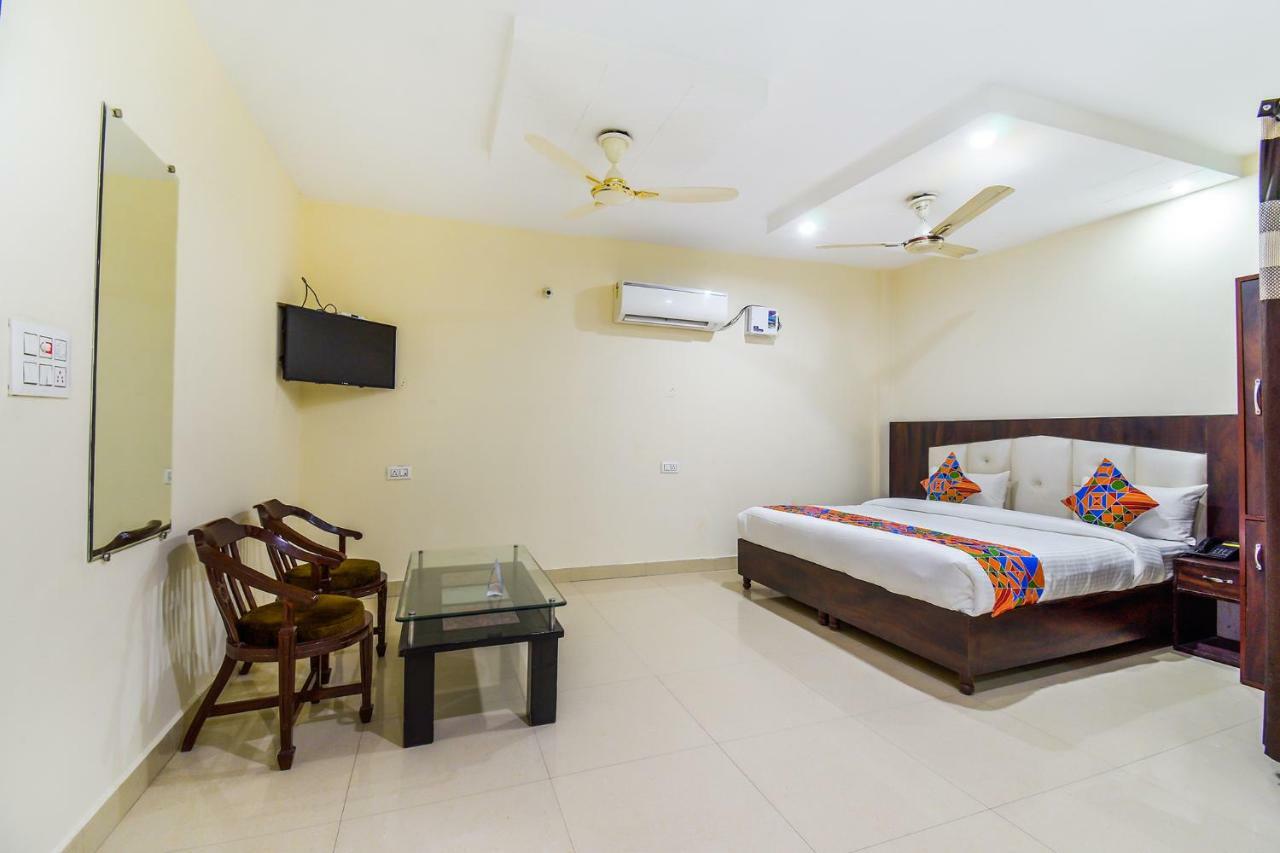 Fabhotel Js Regency Gt Road Amritsar Exterior photo
